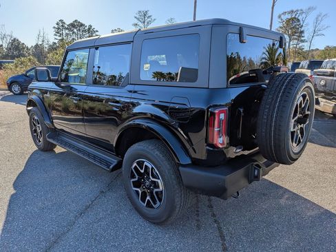 New 2025 Ford Bronco Outer Banks image 7