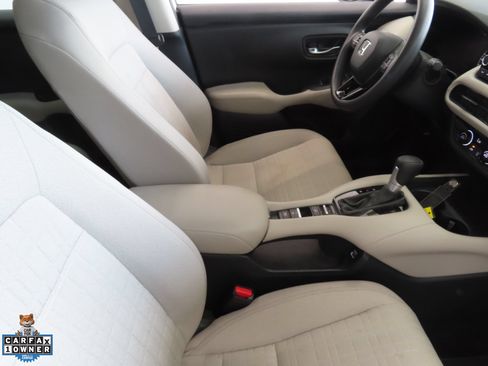 Used 2023 Honda HR-V LX image 23