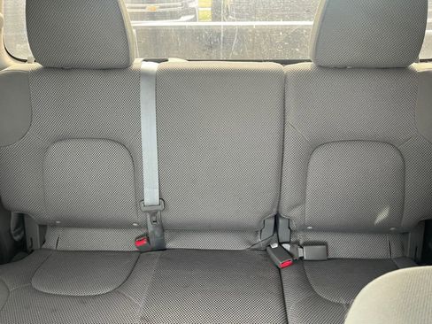 Used 2017 Nissan Frontier SV w/ SV Value Truck Package image 5