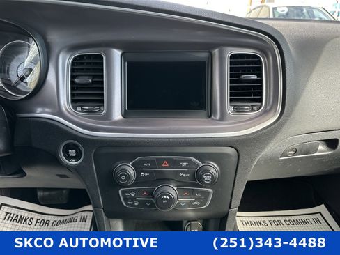 Used 2022 Dodge Charger SXT image 16