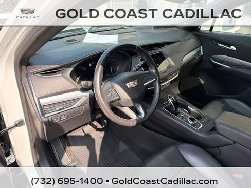 Used 2021 Cadillac XT4 Premium Luxury w/ Cold Weather Package FWD image 18