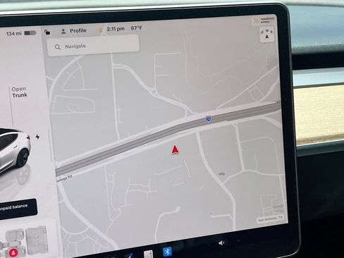 Used 2023 Tesla Model 3 Standard Range RWD image 13