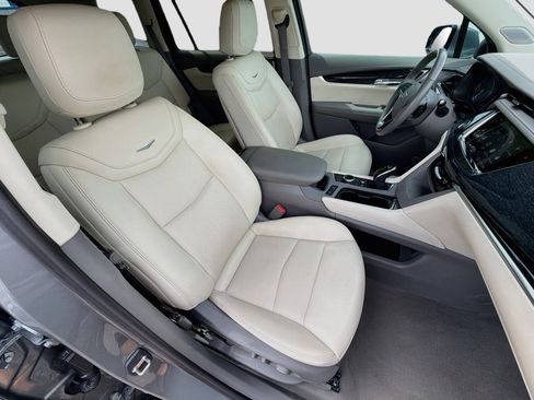Certified 2024 Cadillac XT6 Premium Luxury w/ Technology Package FWD image 31