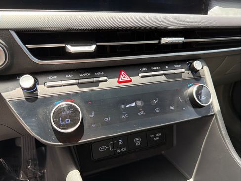 Used 2024 Hyundai Sonata SEL FWD image 21
