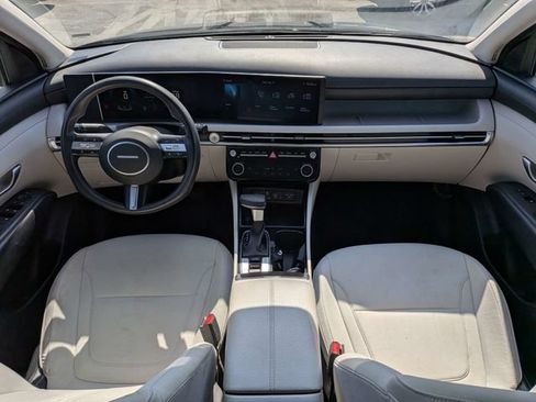Used 2025 Hyundai Tucson SEL FWD image 15