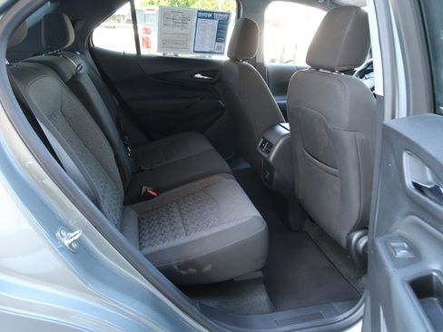 Used 2024 Chevrolet Equinox LT AWD/4WD image 37