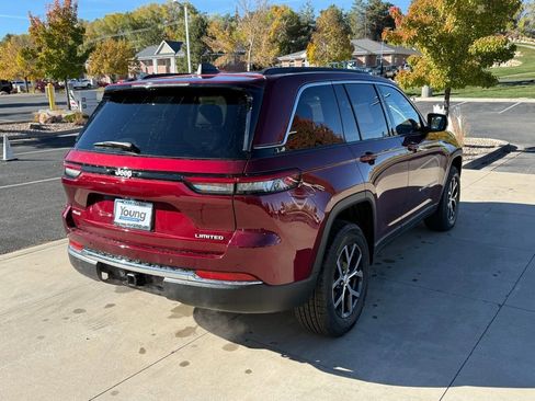 New 2025 Jeep Grand Cherokee Limited w/ Trailer Tow Package image 8
