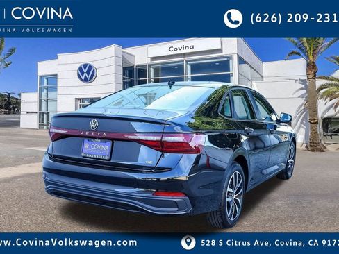 New 2026 Volkswagen Jetta SE image 7