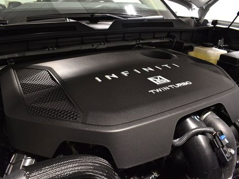New 2026 INFINITI QX80 Luxe w/ Cargo Package AWD/4WD image 32