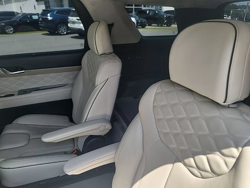 Used 2022 Hyundai Palisade Calligraphy FWD image 14