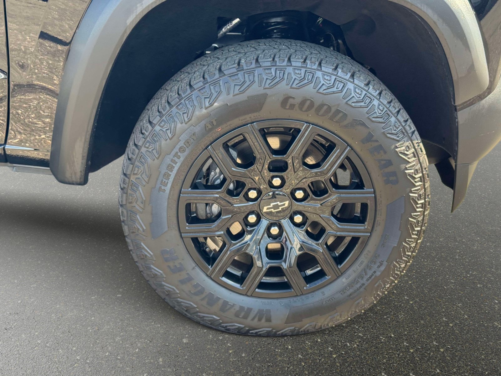 Used 2024 Chevrolet Colorado Trail Boss w/ Advanced Trailering Package AWD/4WD image 8