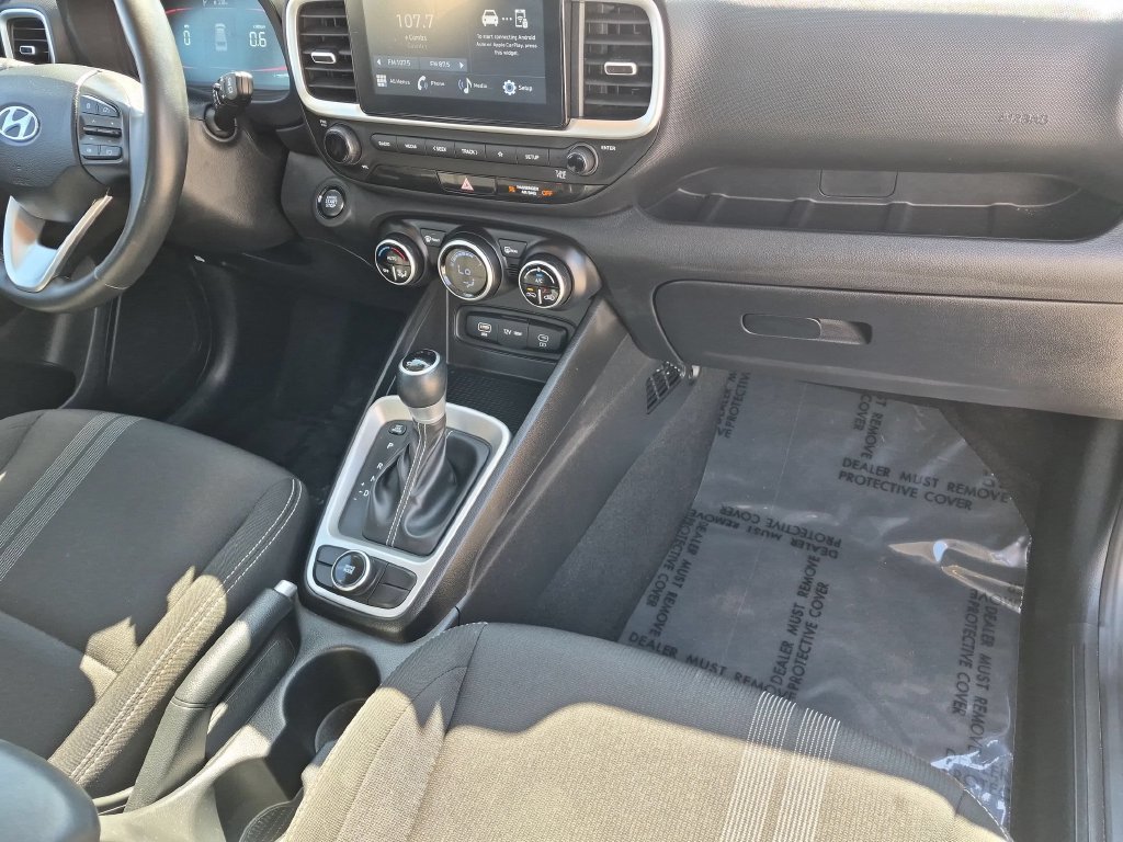 Used 2025 Hyundai Venue SEL FWD image 30