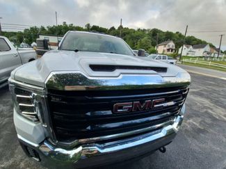 Used 2021 GMC Sierra 3500 4x4 Crew Cab w/ Gooseneck/5TH Wheel Package video 2