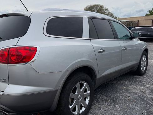 Used 2010 Buick Enclave CXL w/ Trailering Provision Package FWD image 36