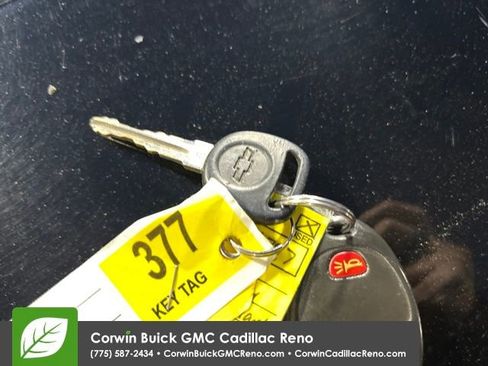 Used 2011 Chevrolet Avalanche LTZ image 30