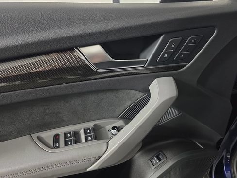 Used 2018 Audi SQ5 Prestige w/ Prestige Package AWD/4WD image 22