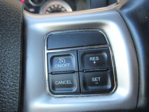 Used 2014 RAM 2500 Laramie image 24