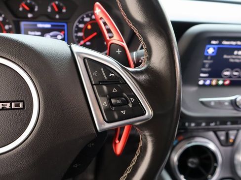 Used 2021 Chevrolet Camaro LT image 20