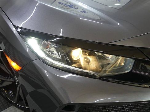 Used 2020 Honda Civic Sport image 13