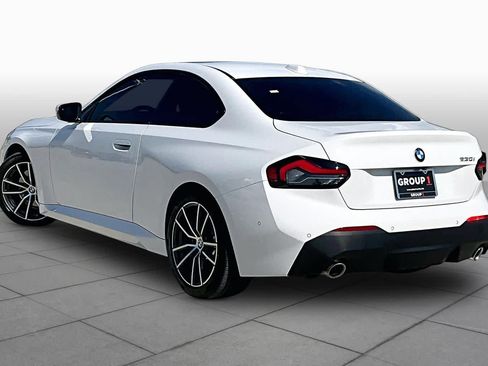 Used 2024 BMW 230i Coupe w/ Premium Package RWD image 10