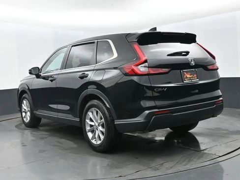 Used 2025 Honda CR-V EX image 9
