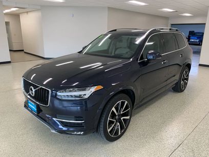 Used 2019 Volvo XC90 T6 Momentum w/ Advanced Package