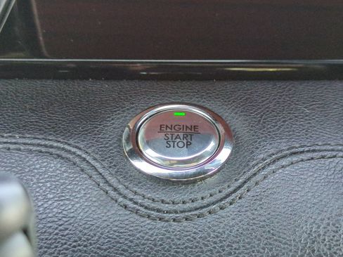 Used 2021 Lincoln Navigator Reserve w/ Luxury Package RWD image 28