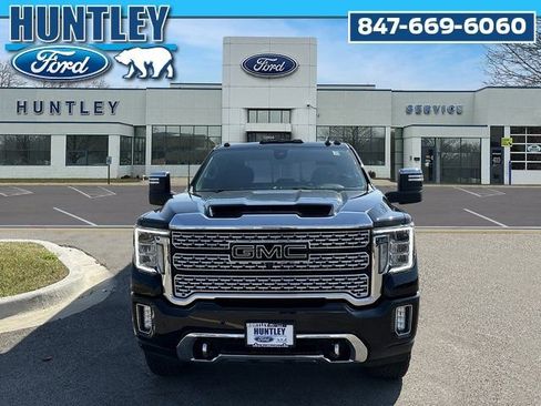 Used 2022 GMC Sierra 3500 Denali image 3