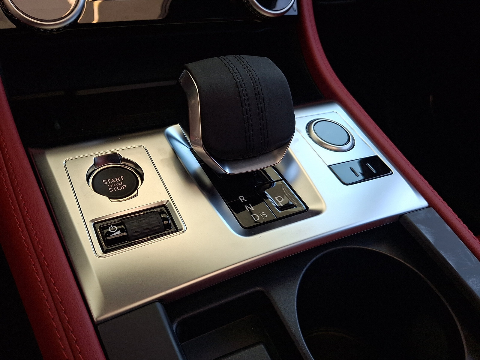 New 2026 Jaguar F-PACE R-Dynamic S AWD/4WD image 13