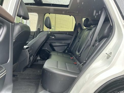 Certified 2023 Nissan Rogue SV w/ SV Premium B Package AWD/4WD image 15