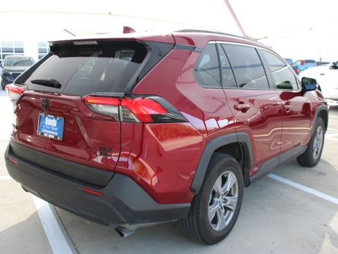 Used 2025 Toyota RAV4 XLE w/ Convenience Package AWD/4WD image 6