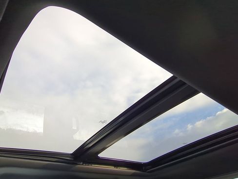 Used 2020 Ford F150 Lariat w/ Equipment Group 502A Luxury image 22