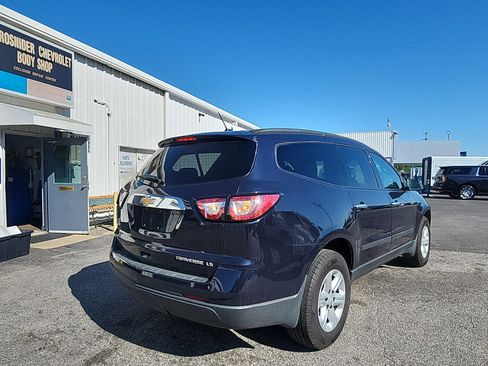 Used 2015 Chevrolet Traverse LS FWD image 5