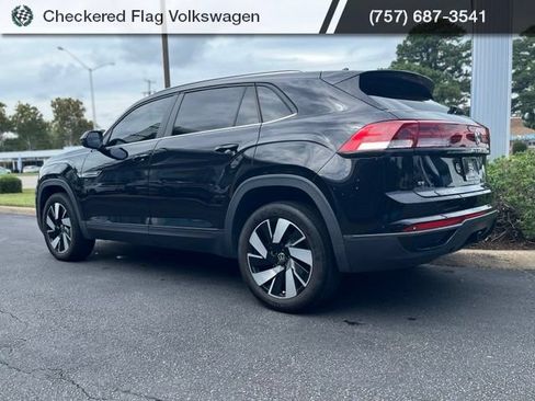 Used 2024 Volkswagen Atlas Cross Sport SE AWD/4WD image 6