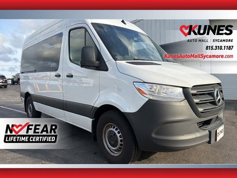 Used 2024 Mercedes-Benz Sprinter 2500 image 1