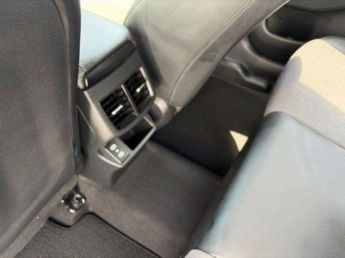 Used 2024 Kia Seltos S AWD/4WD image 33