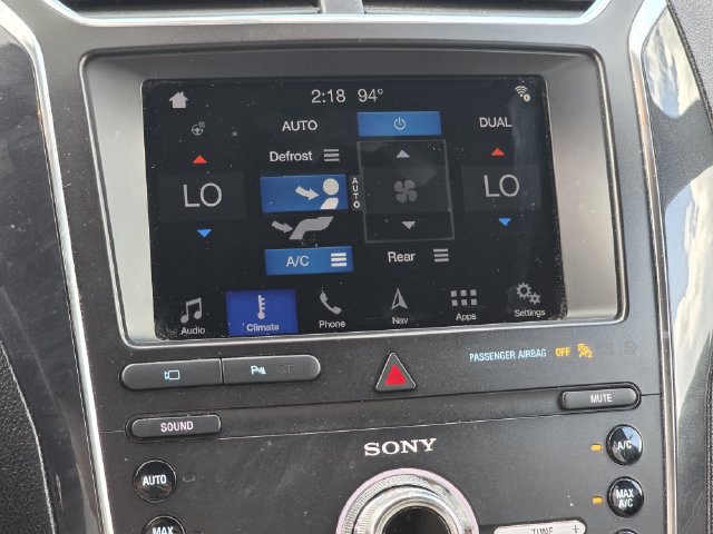 Used 2019 Ford Explorer Limited w/ Class III Trailer Tow Package AWD/4WD image 9