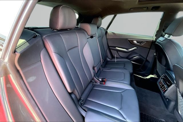 Used 2021 Audi Q8 Prestige w/ Prestige Package AWD/4WD image 29