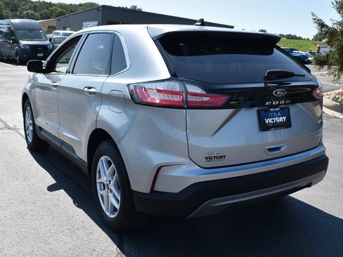 Used 2024 Ford Edge SEL w/ Convenience Package AWD/4WD image 3