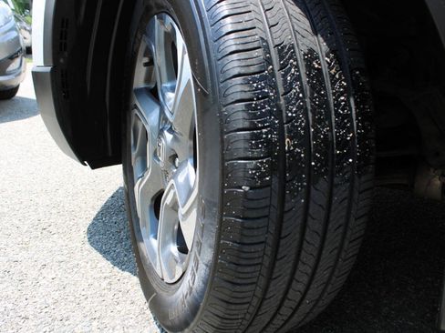 Used 2017 Honda CR-V EX image 18