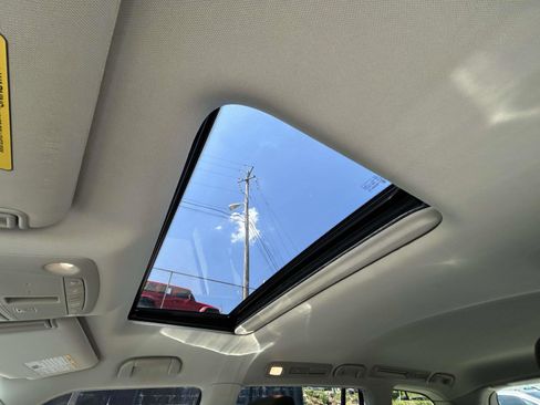 Used 2019 Nissan Armada Platinum w/ Captain's Chairs Package AWD/4WD image 11