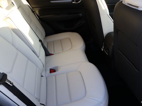 New 2025 MAZDA CX-5 AWD 2.5 S w/ Preferred Package image 13