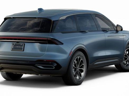 New 2025 Lincoln Nautilus Premier w/ Equipment Group 102A image 25