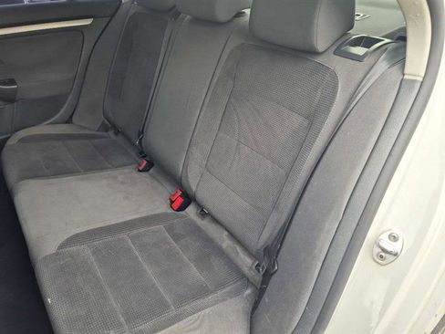 Used 2009 Volkswagen Jetta S FWD image 11