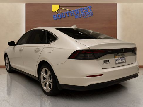 Used 2024 Honda Accord LX image 2