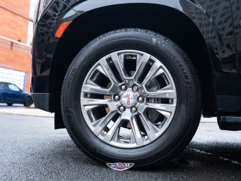 Used 2021 GMC Yukon XL Denali image 10