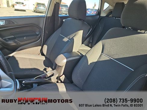 Used 2014 Ford Fiesta SE FWD image 12