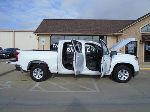 Used 2025 Chevrolet Silverado 1500 LT image 21