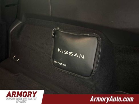 Used 2023 Nissan Rogue SV image 30