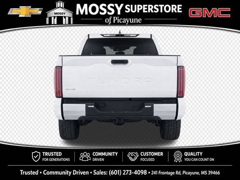 Used 2024 Toyota Tundra Limited w/ Power Package AWD/4WD image 8